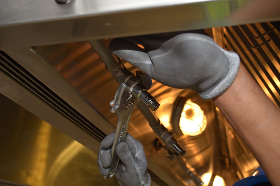 What affects a plumbing service quote